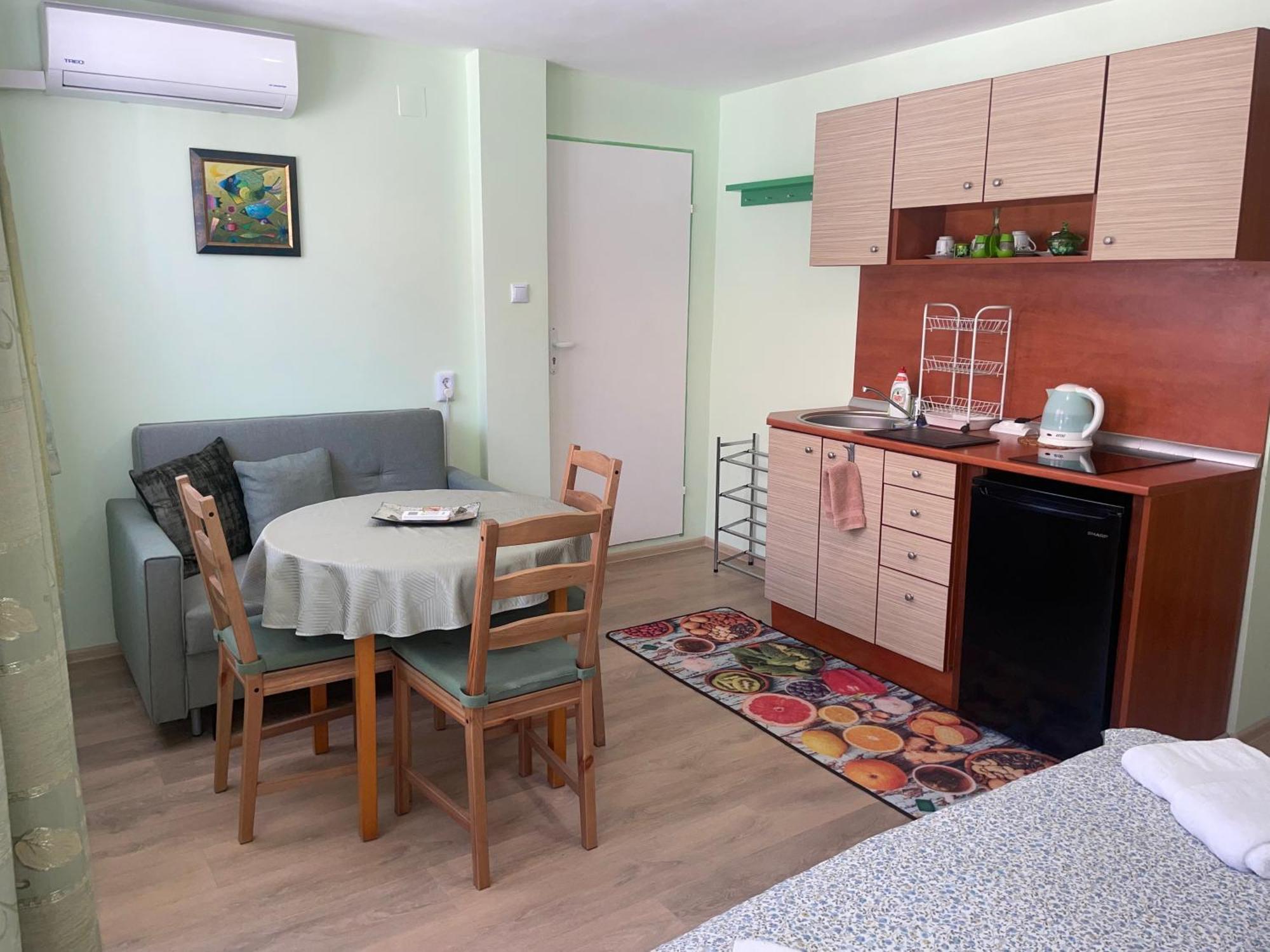 Къща За Гости Елени Sozopol Ngoại thất bức ảnh