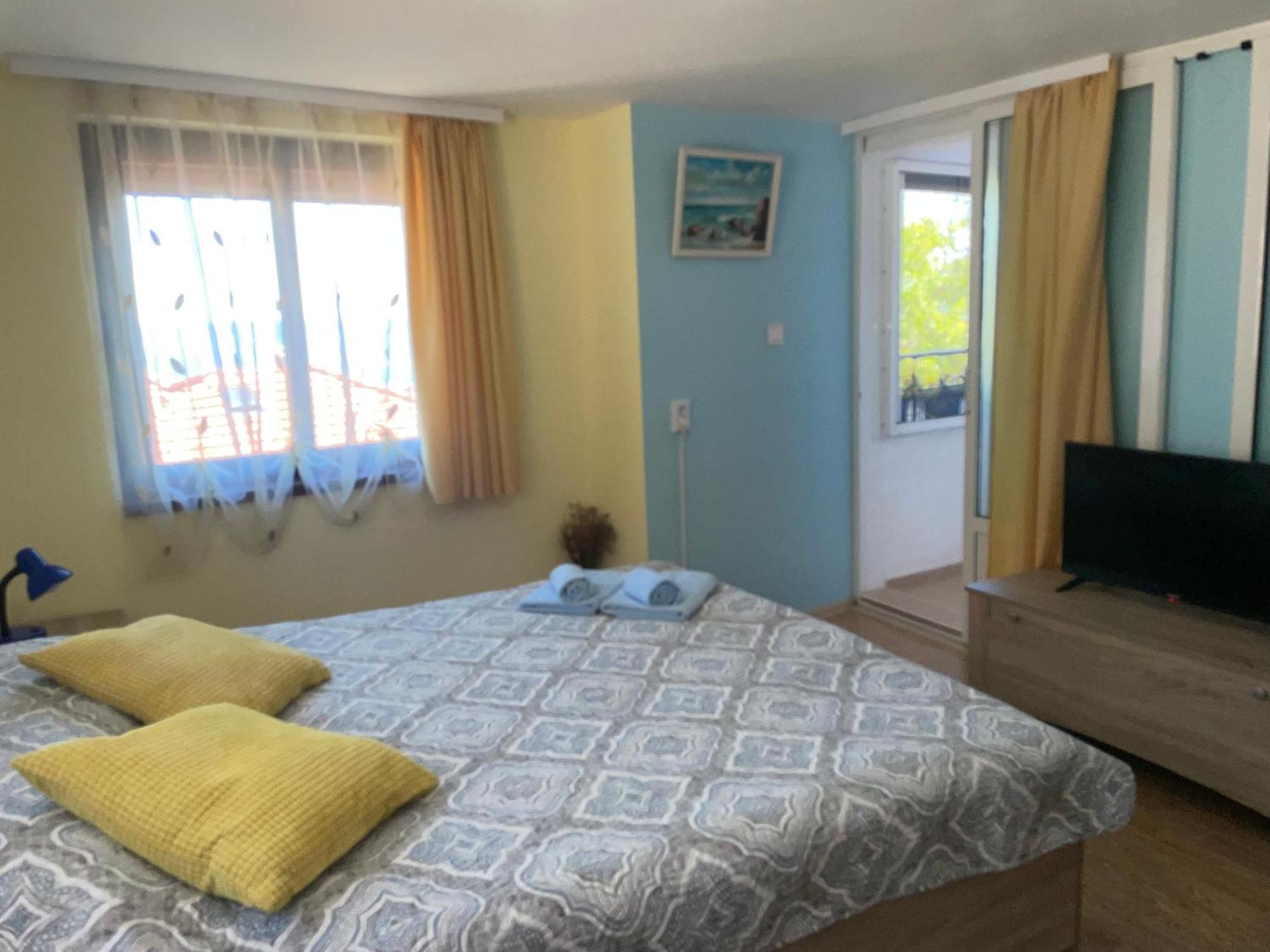 Къща За Гости Елени Sozopol Ngoại thất bức ảnh