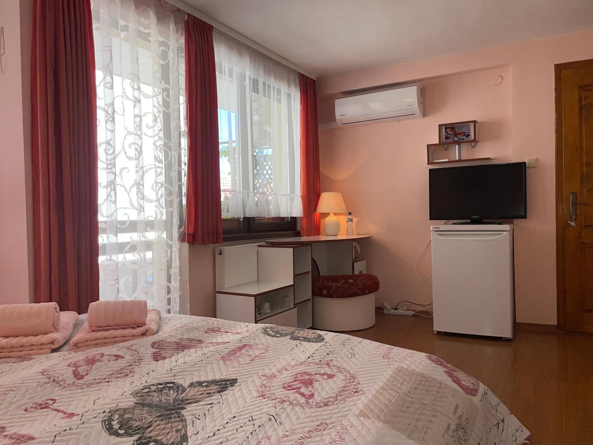Къща За Гости Елени Sozopol Ngoại thất bức ảnh